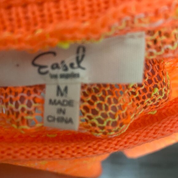 Easel Oversize Medium Shirt NWOT - Picture 14 of 14